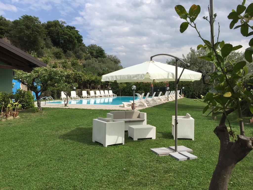 Agriturismo Valle Alcantara Villa Motta Camastra Exterior photo